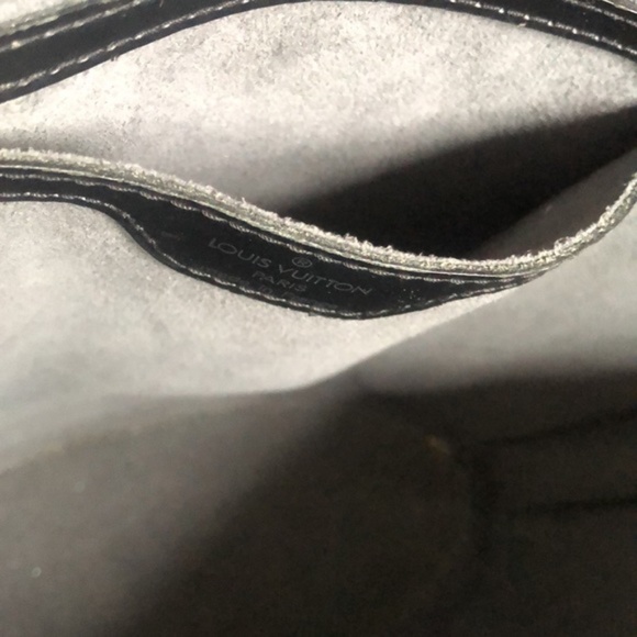 Louis Vuitton Saint Jacques PM Black Epi Tote - Picture 12 of 15